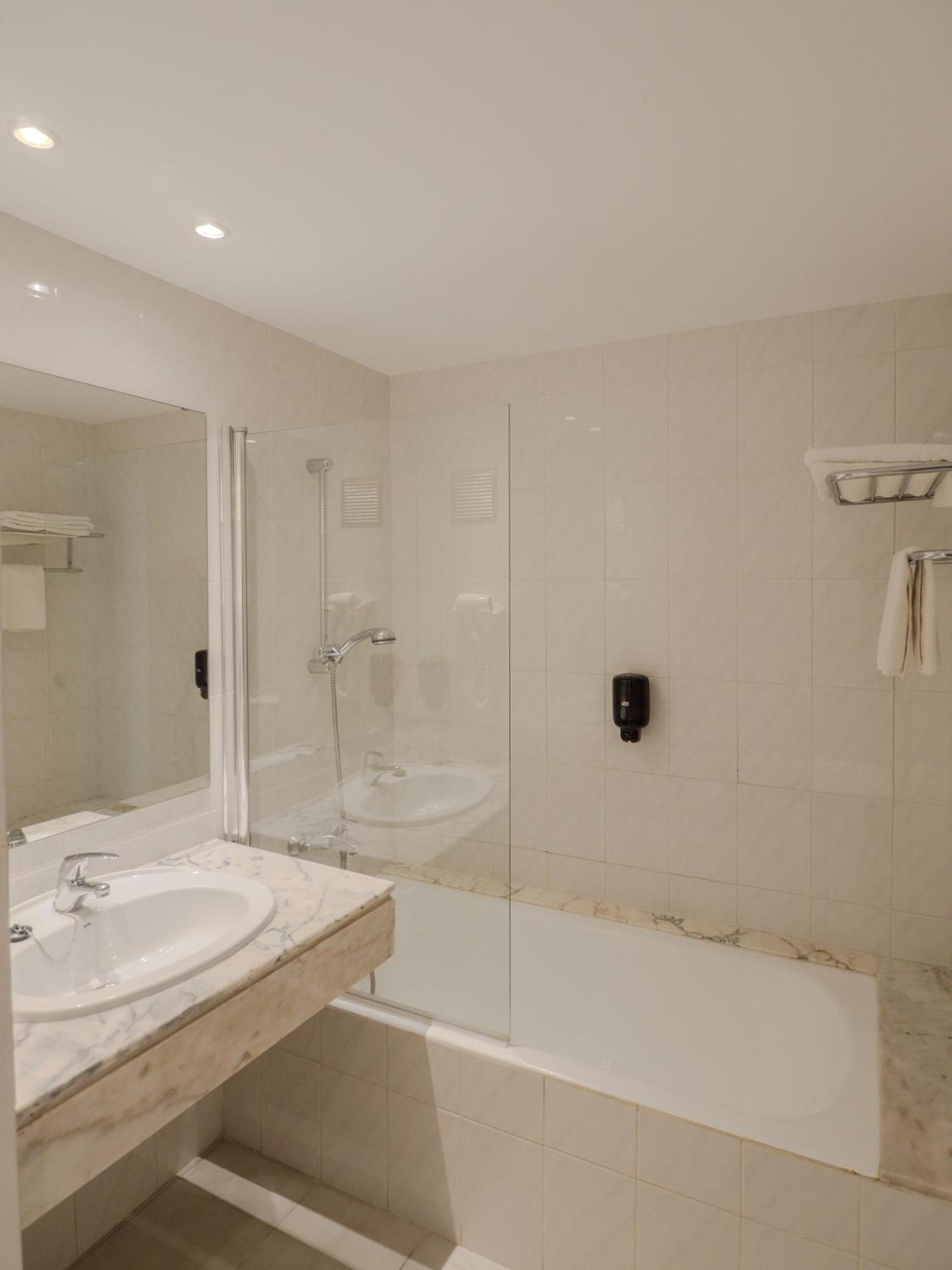 Apartamentos La Santa Maria Cala Millor  Εξωτερικό φωτογραφία