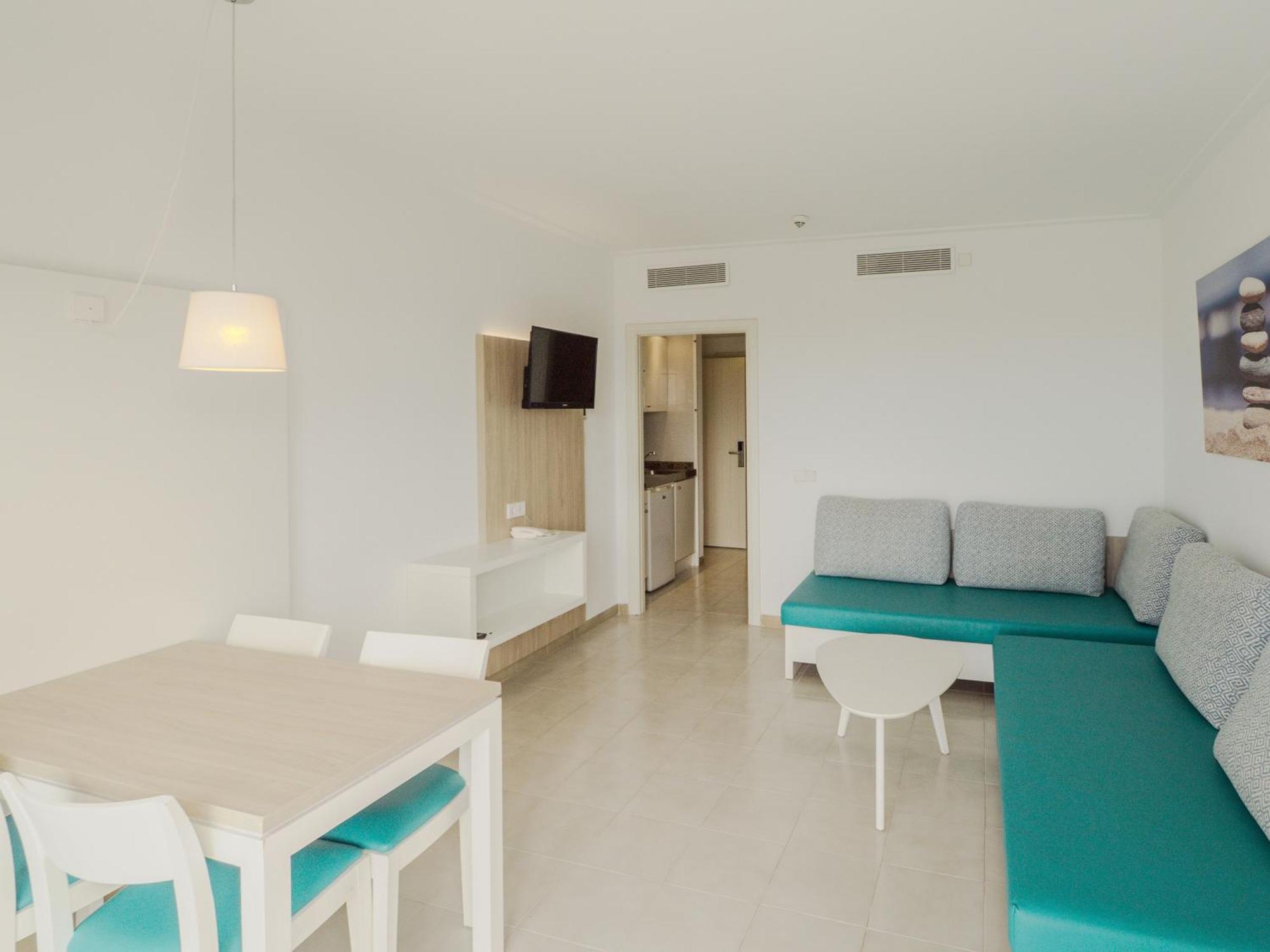 Apartamentos La Santa Maria Cala Millor  Εξωτερικό φωτογραφία